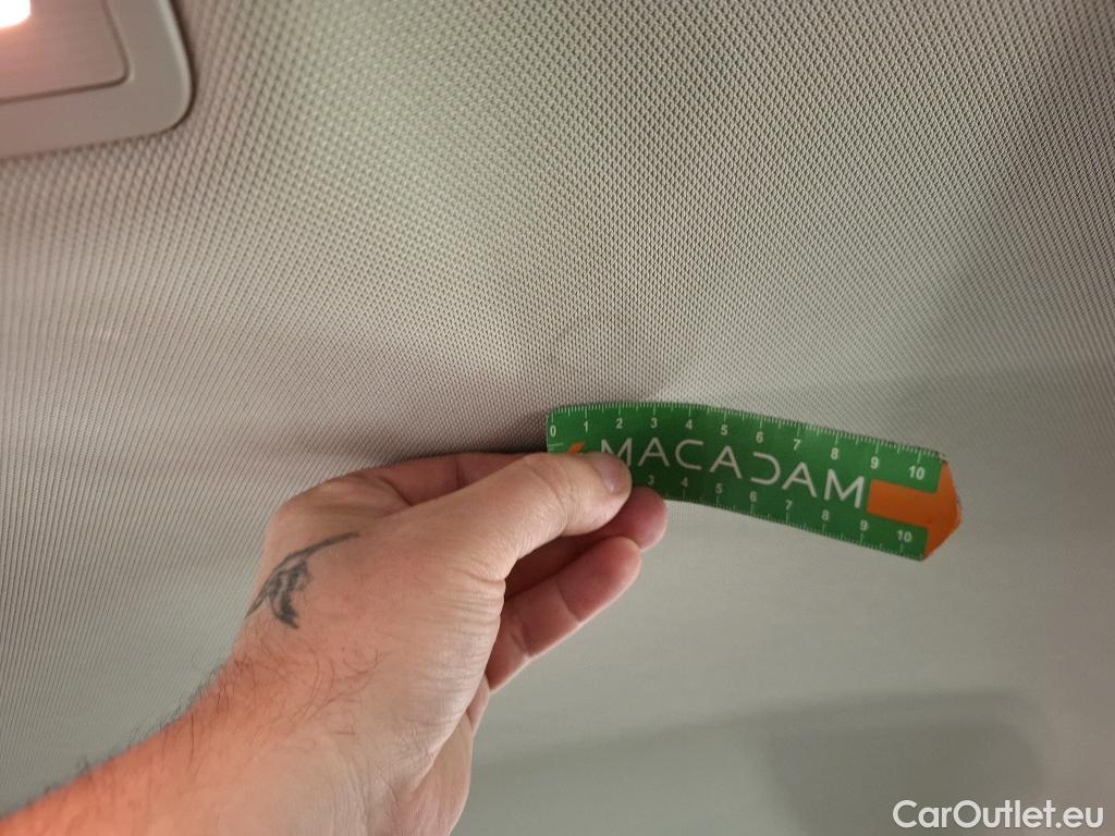  Volkswagen  T-ROC VOLKSWAGEN  / 2017 / 5P / SUV 2.0 TDI 150 LOUNGE BUSINESS DSG7 #51