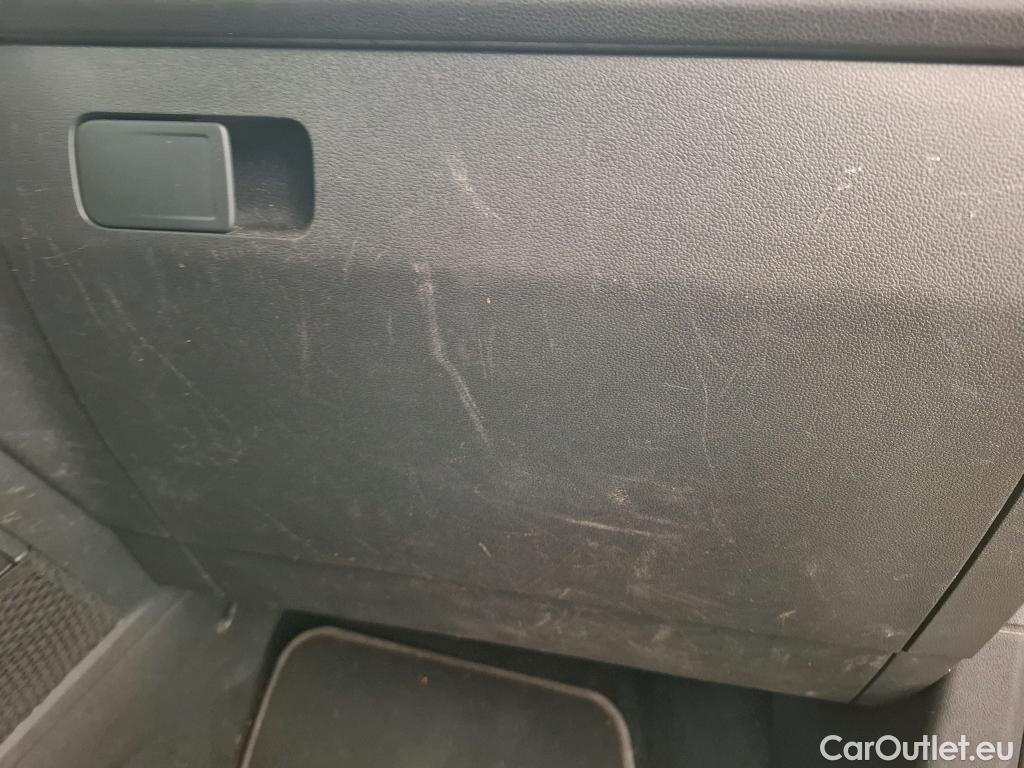  Volkswagen  Tiguan VOLKSWAGEN  Allspace / 2021 / 5P / SUV 2.0 TDI 150 DSG7 Life Business #12