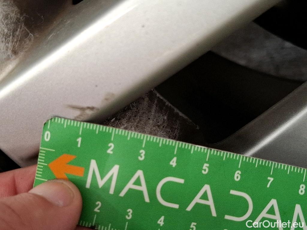  Volkswagen  T-ROC VOLKSWAGEN  / 2017 / 5P / SUV 2.0 TDI 150 LOUNGE BUSINESS DSG7 #28