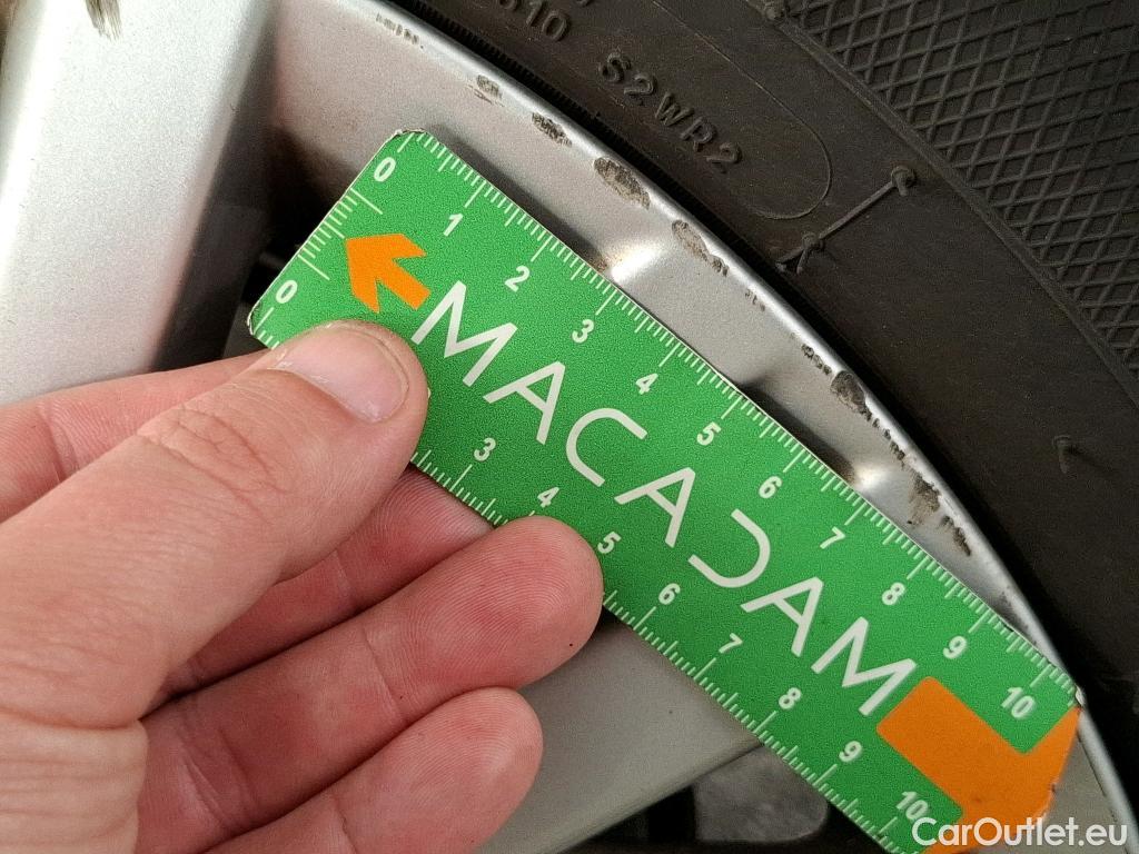  Volkswagen  T-ROC VOLKSWAGEN  / 2017 / 5P / SUV 2.0 TDI 150 LOUNGE BUSINESS DSG7 #25