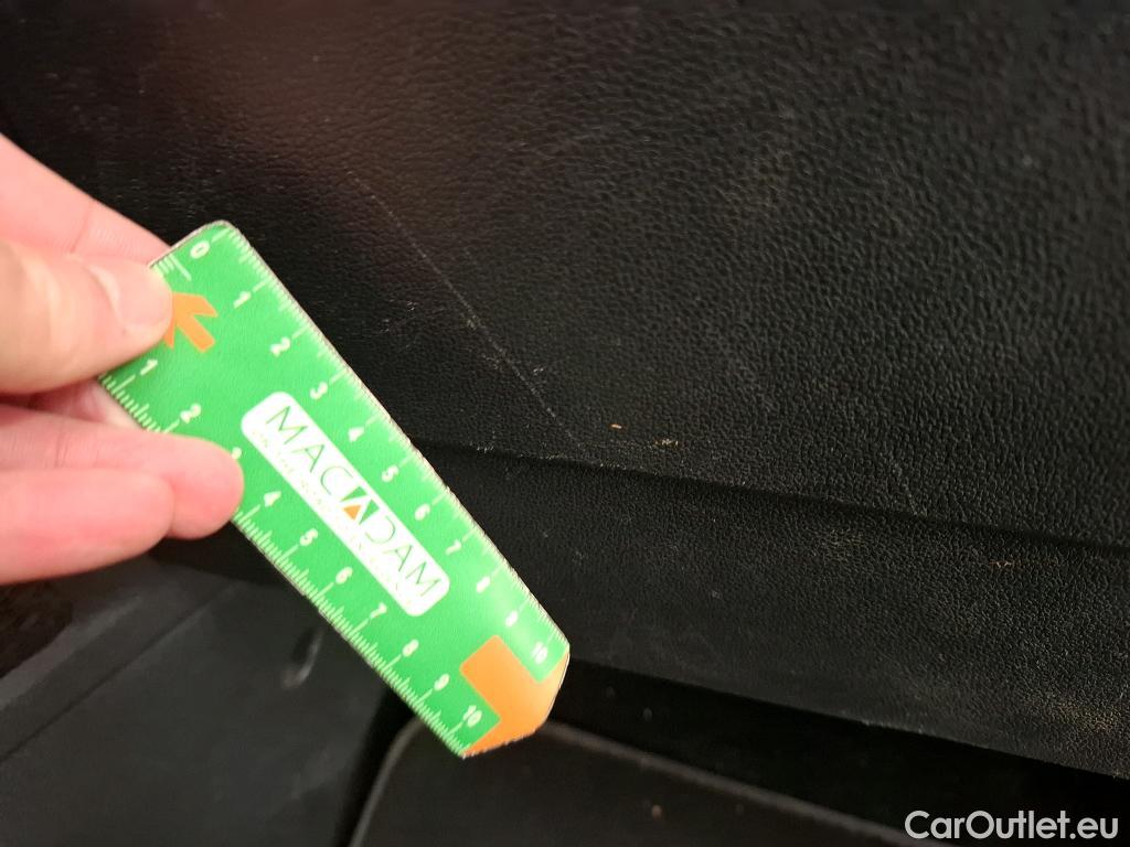  Volkswagen  Tiguan VOLKSWAGEN  Allspace / 2021 / 5P / SUV 2.0 TDI 150 DSG7 Life Business #16