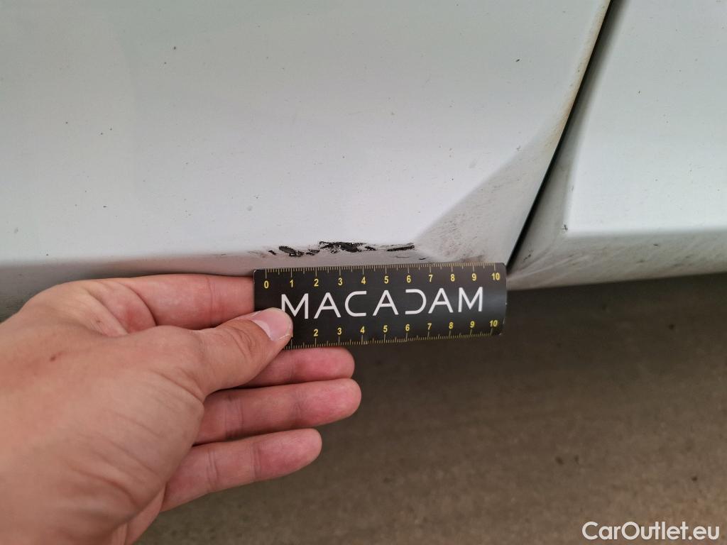  Volkswagen  Tiguan VOLKSWAGEN  / 2020 / 5P / SUV 2.0 TDI 150 DSG7 R-Line #42