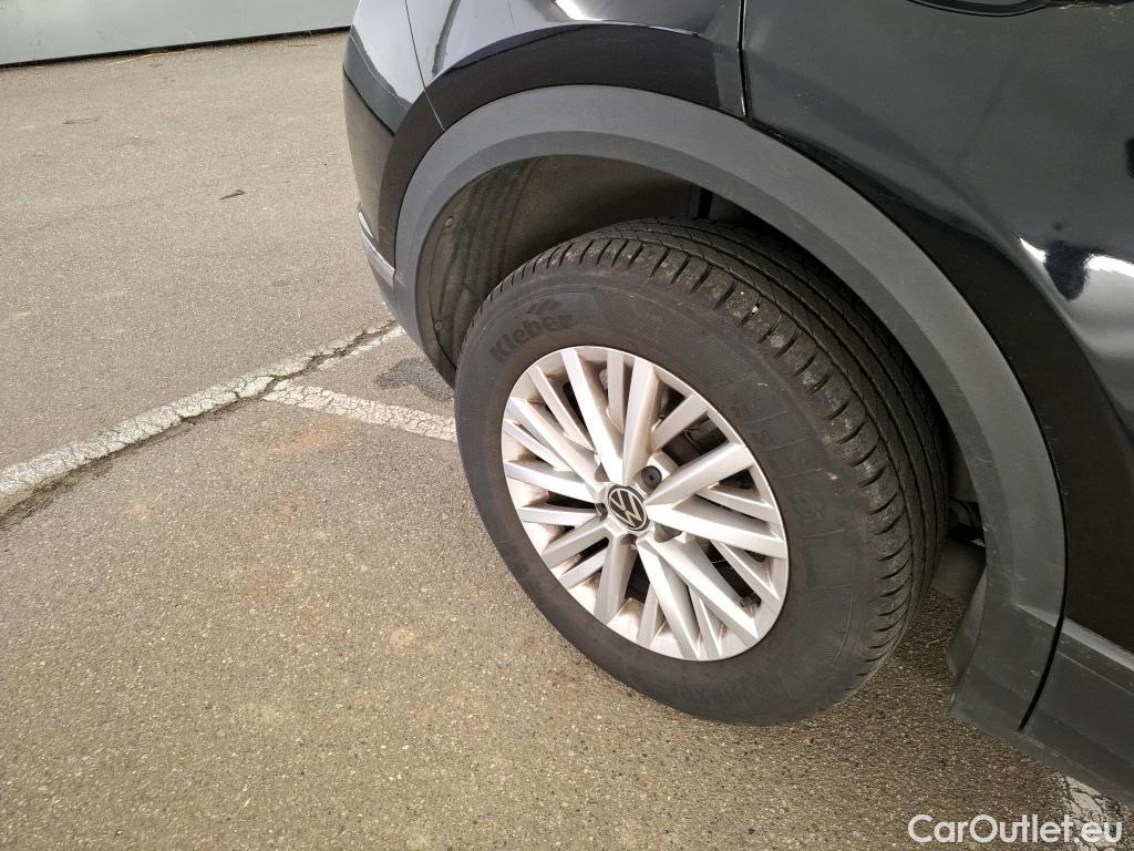  Volkswagen  T-ROC VOLKSWAGEN  / 2017 / 5P / SUV 2.0 TDI 150 LOUNGE BUSINESS DSG7 #61