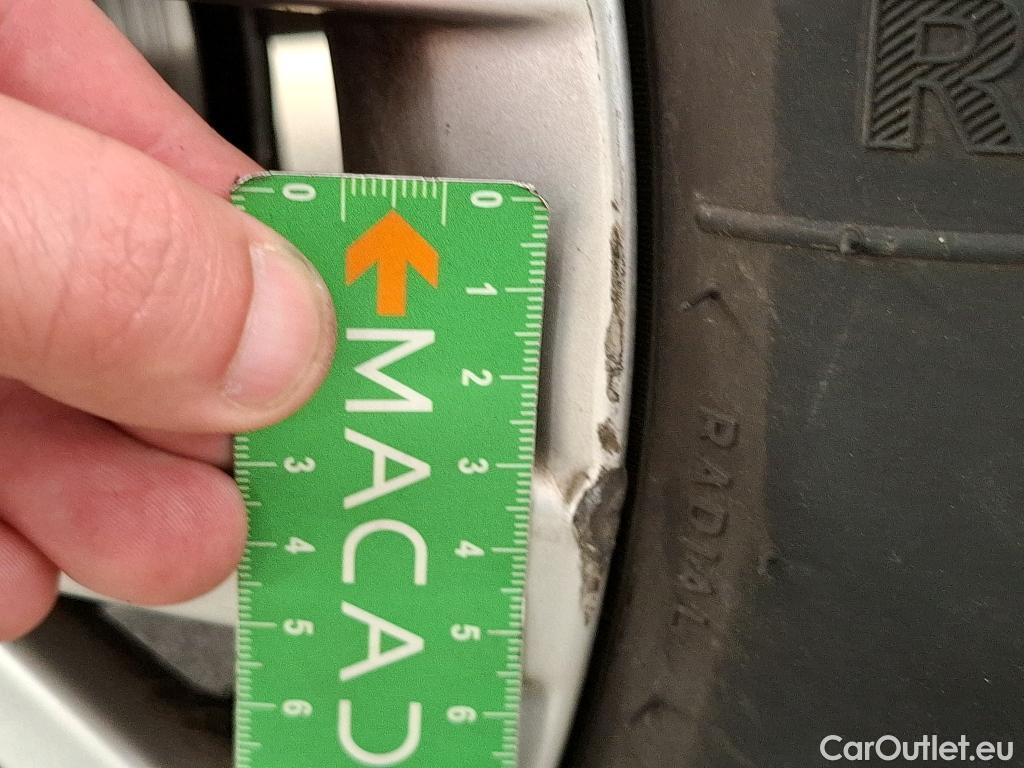  Volkswagen  T-ROC VOLKSWAGEN  / 2017 / 5P / SUV 2.0 TDI 150 LOUNGE BUSINESS DSG7 #26