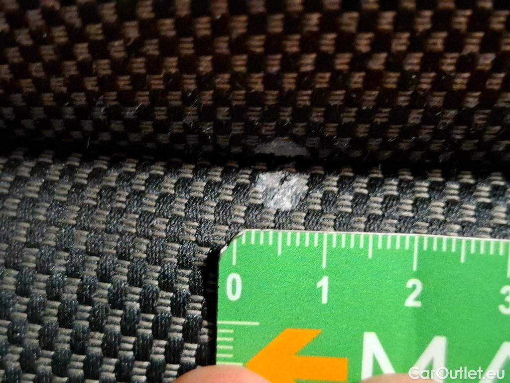  Volkswagen  T-ROC VOLKSWAGEN  / 2017 / 5P / SUV 2.0 TDI 150 LOUNGE BUSINESS DSG7 #32