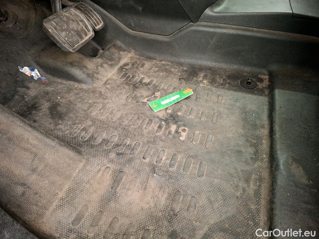  Citroen  Berlingo  Fourgon Club M 1000 1.5 BlueHDi 130CV BVA8 E6dT #17