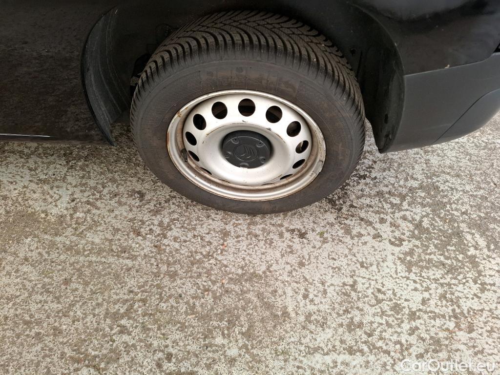  Citroen  Berlingo  Fourgon Club M 1000 1.5 BlueHDi 130CV BVA8 E6dT #15