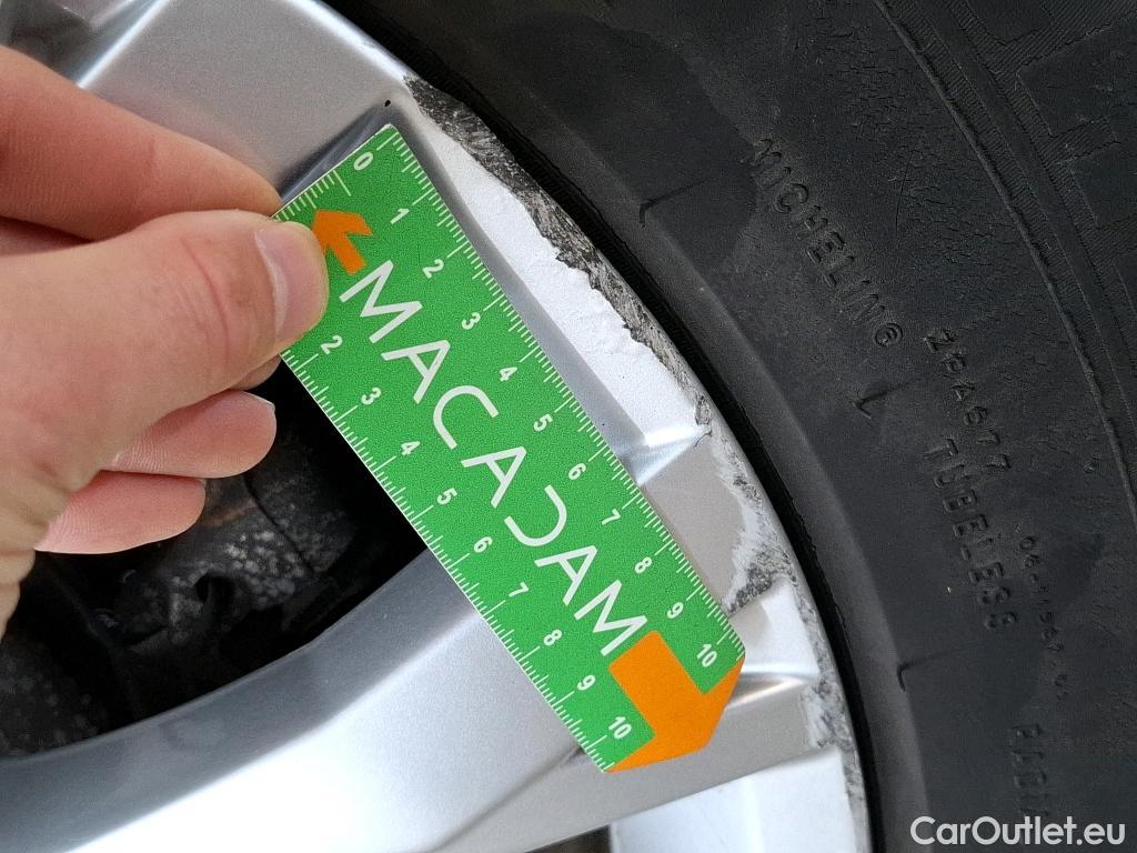  Volkswagen  Tiguan VOLKSWAGEN  5p SUV 2.0 TDI 150 DSG7 Confortline Business #4