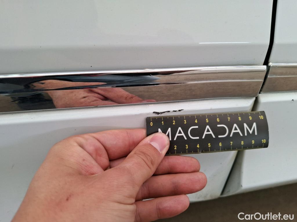  Volkswagen  Tiguan VOLKSWAGEN  / 2020 / 5P / SUV 2.0 TDI 150 DSG7 R-Line #41