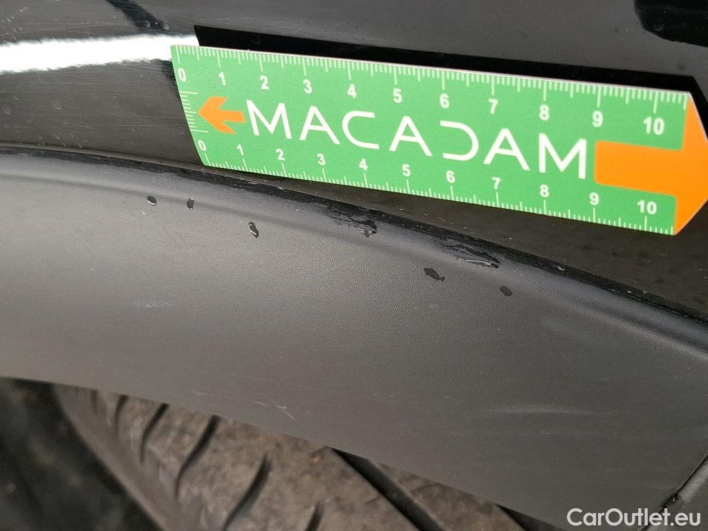  Citroen  C3  Société Feel Nav 1.2 PureTech 80CV BVM5 E6 #31