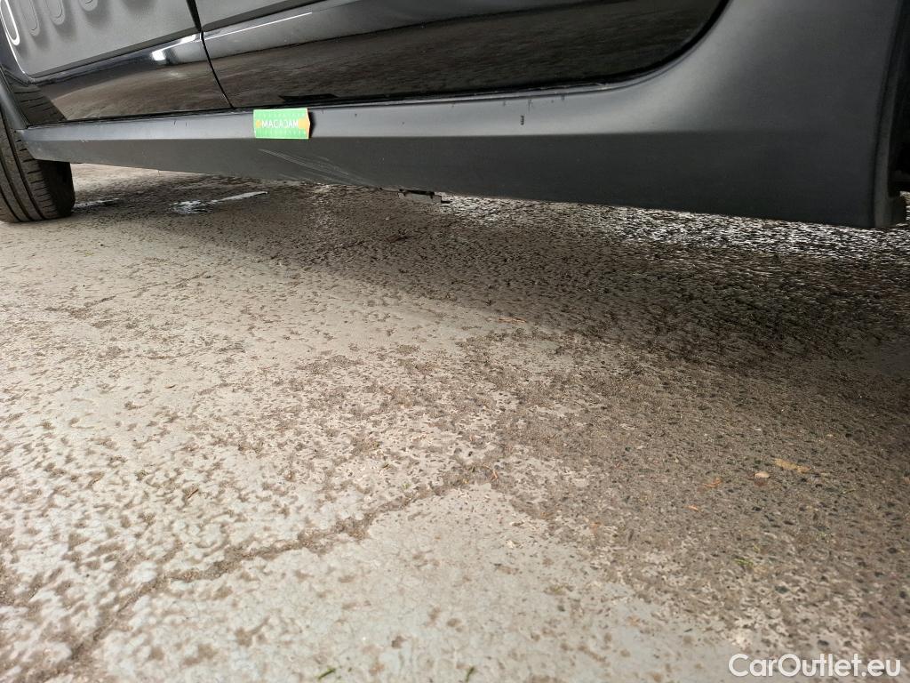  Citroen  C3  Société Feel Nav 1.2 PureTech 80CV BVM5 E6 #18