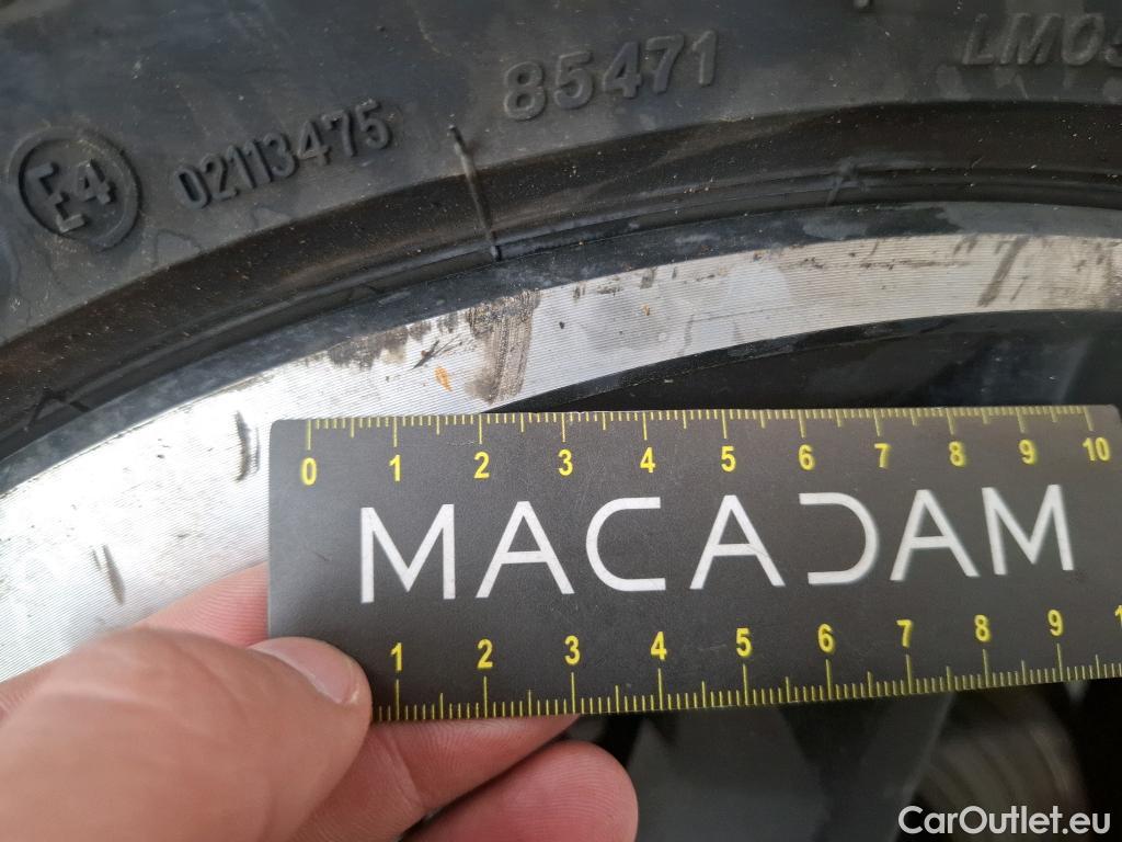  DS  DS7 DS DS 7 Crossback / 2017 / 5P / SUV E-TENSE 225 PERFORMANCE Line + #18