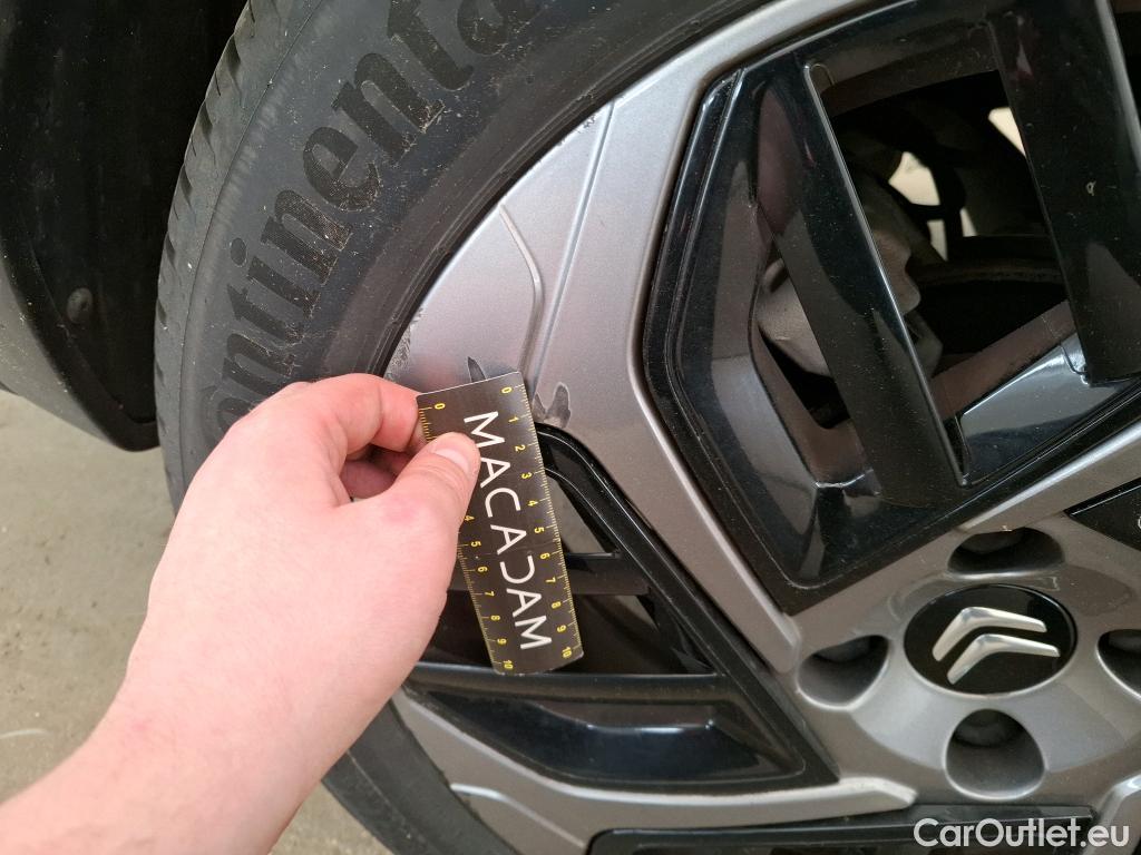  Citroen  C4 CITROEN  X / 2022 / 4P / Berline PureTech 130 S&S EAT8 Feel Pack #9