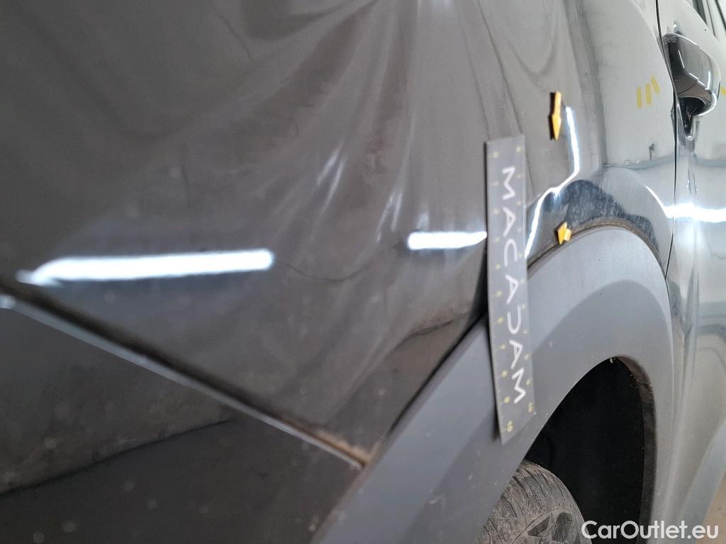  Citroen  C4  X Feel Pack 1.2 PureTech 130CV BVA8 6E #10