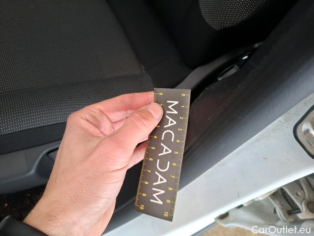  Citroen  C3 CITROEN  / 2020 / 5P / Berline PureTech 83 S&S BVM Feel Pack #27