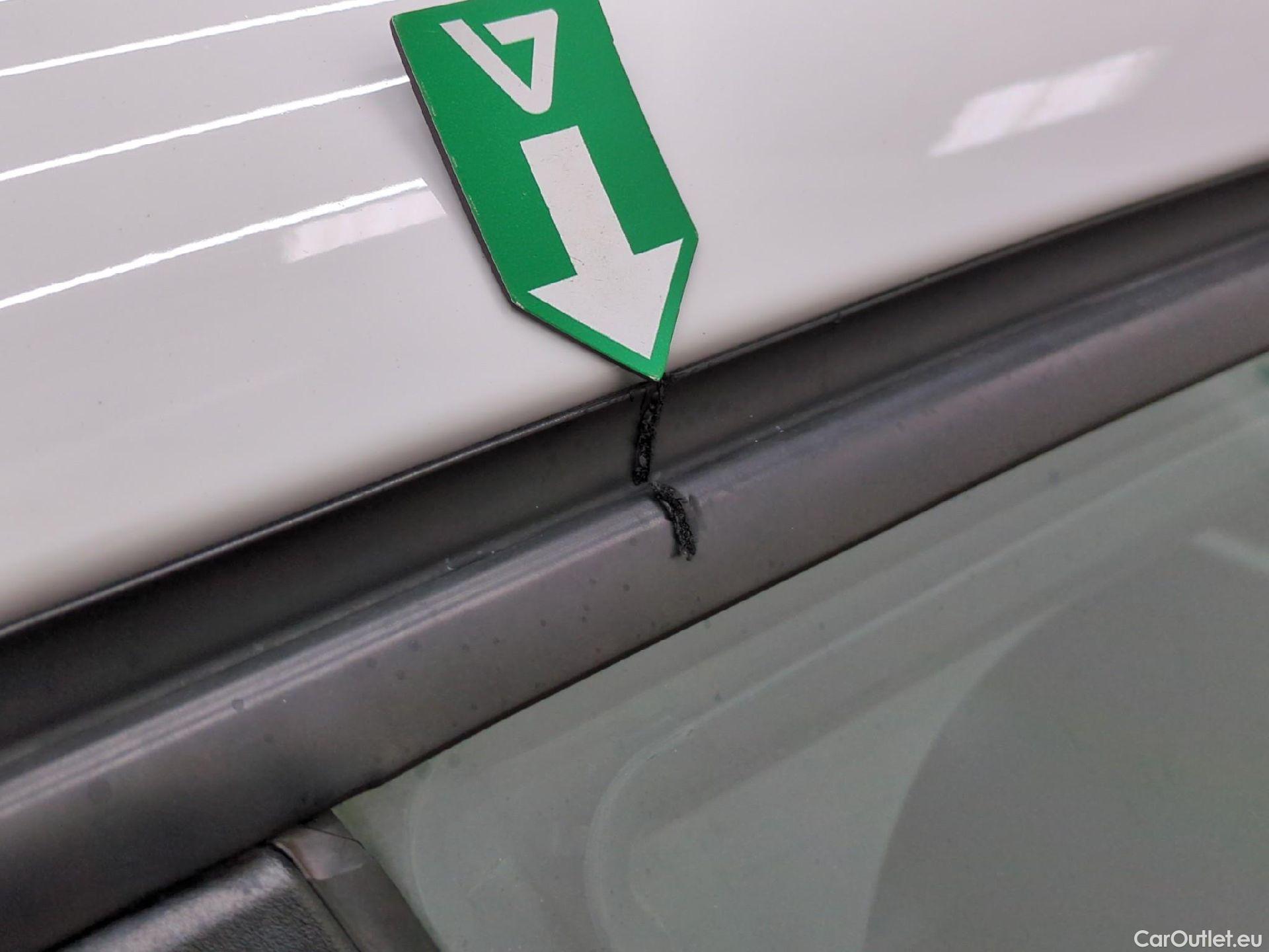  Citroen  C3  Société Feel 1.5 BlueHDI 100CV BVM5 E6dT #12