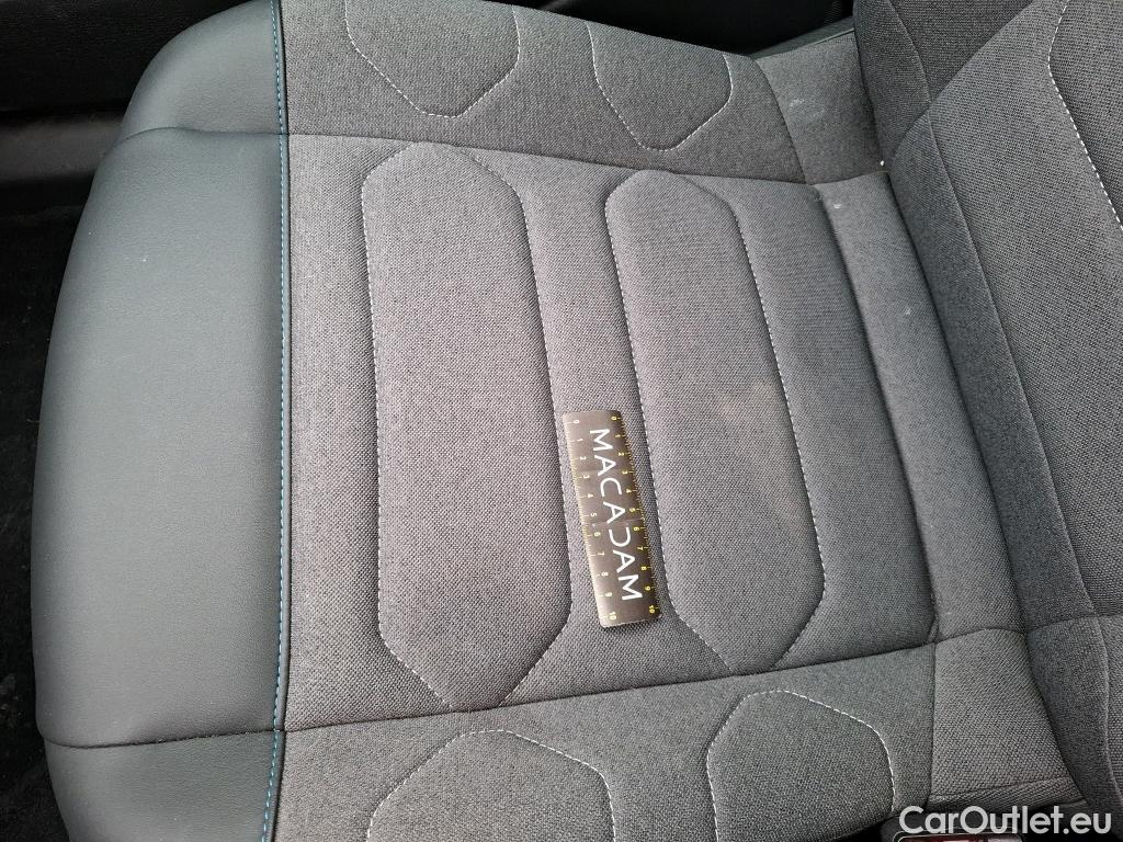  Citroen  C4 CITROEN  X / 2022 / 4P / Berline PureTech 130 S&S EAT8 Feel Pack #34