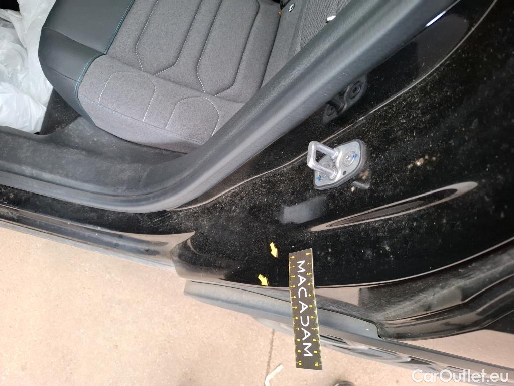  Citroen  C4  X Feel Pack 1.2 PureTech 130CV BVA8 6E #1