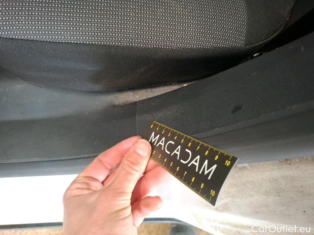  Citroen  C3 CITROEN  / 2020 / 5P / Berline PureTech 83 S&S BVM Feel Pack #9