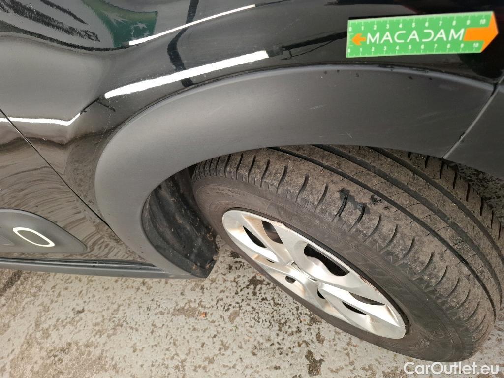  Citroen  C3  Société Feel Nav 1.2 PureTech 80CV BVM5 E6 #30