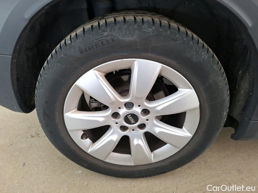  Mini  Countryman MINI  / 2020 / 5P / Crossover Cooper Essential 136 ch BVA7 #8