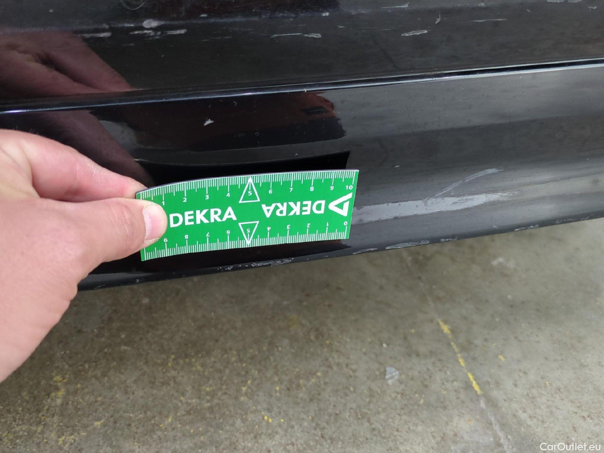  Bmw  Serie 1 Série 1 Berline 116 d Lounge 1.5 115CV BVA7 E6d #64