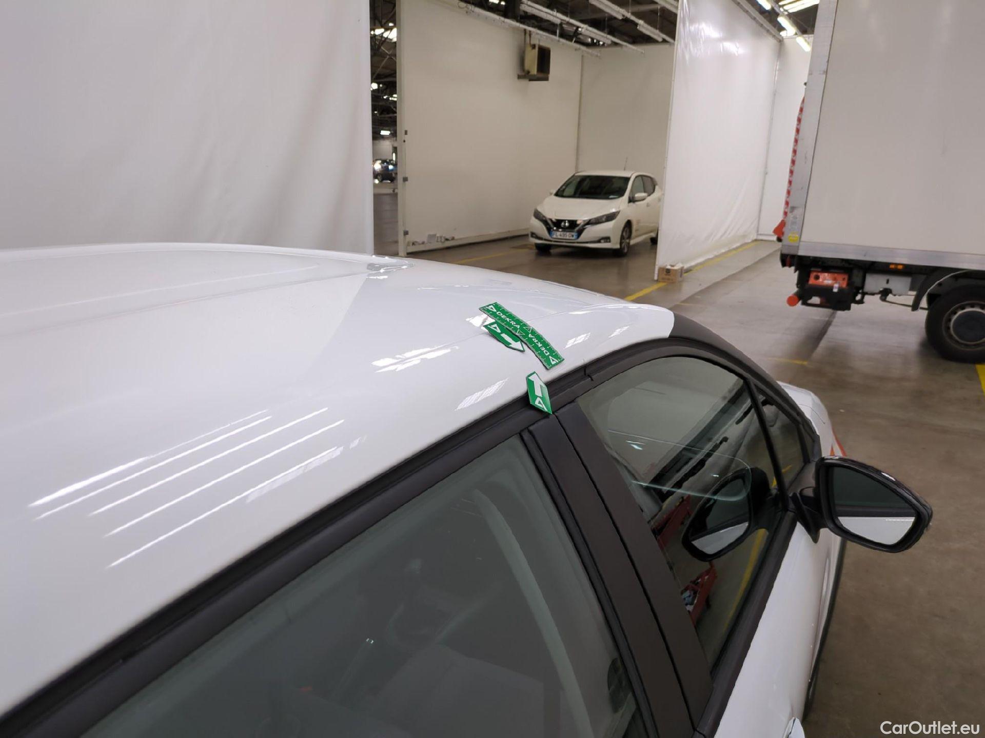  Citroen  C3  Société Feel 1.5 BlueHDI 100CV BVM5 E6dT #10