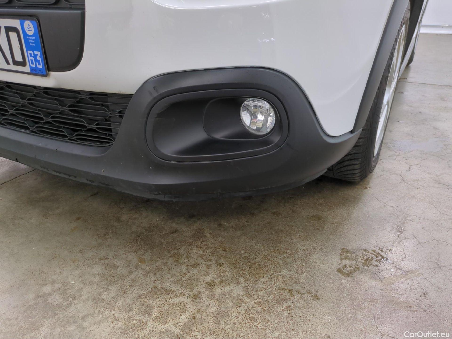  Citroen  C3  Société Feel 1.5 BlueHDI 100CV BVM5 E6dT #24