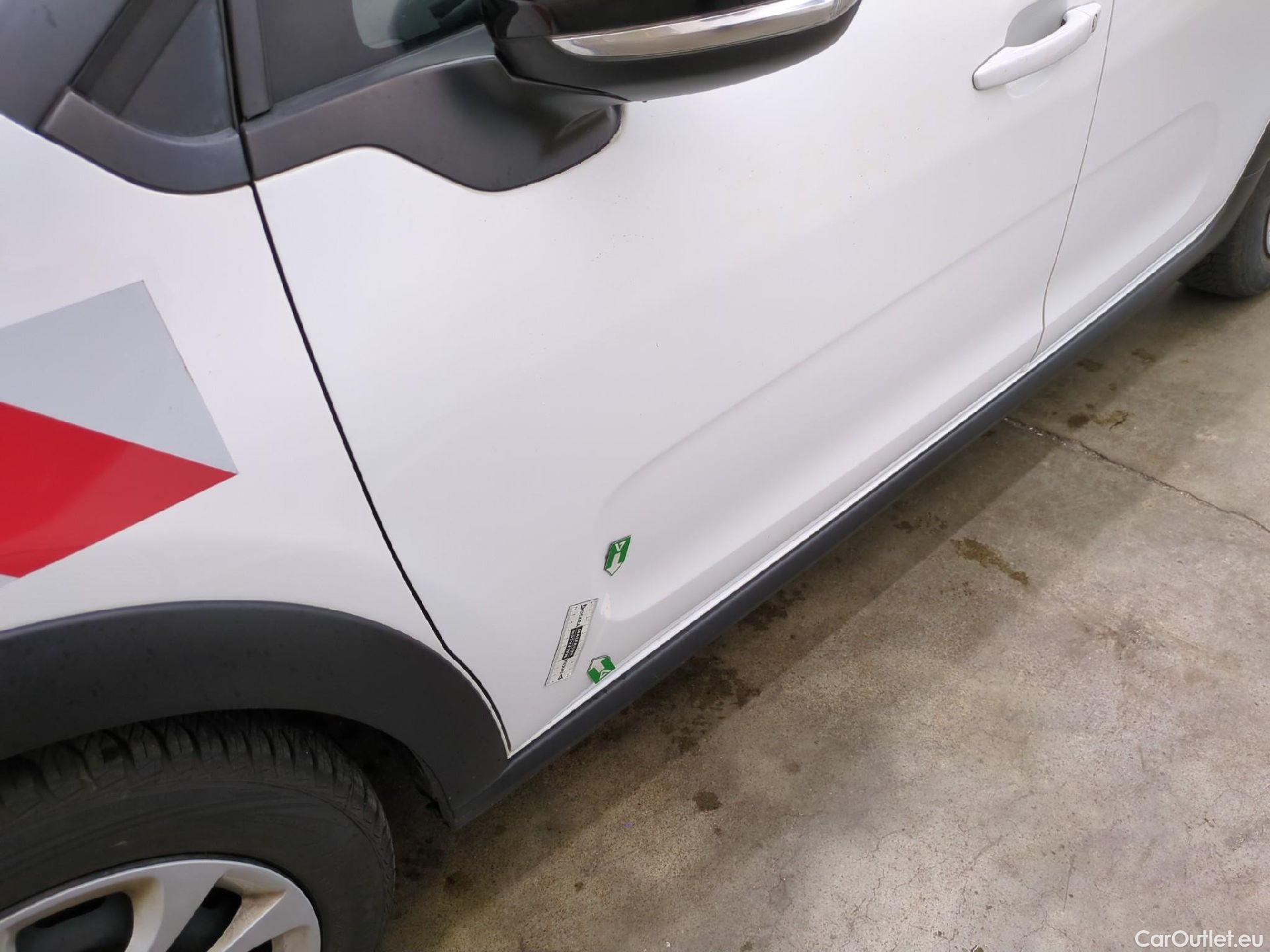  Citroen  C3  Société Feel 1.5 BlueHDI 100CV BVM5 E6dT #25