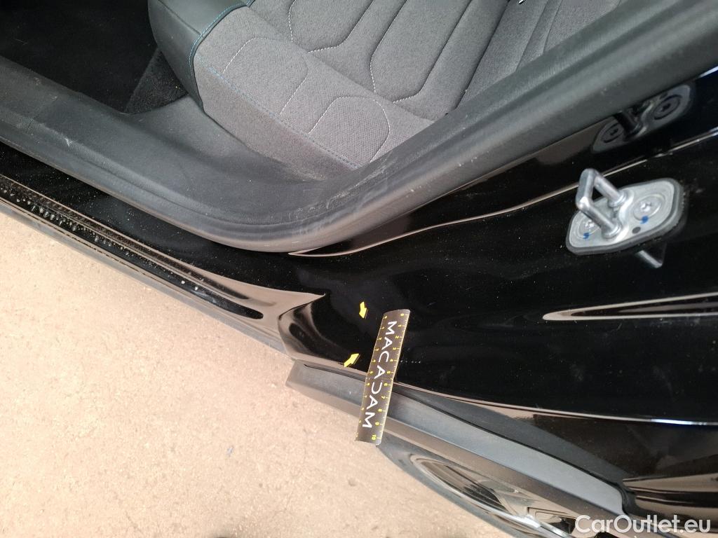  Citroen  C4 CITROEN  X / 2022 / 4P / Berline PureTech 130 S&S EAT8 Feel Pack #18