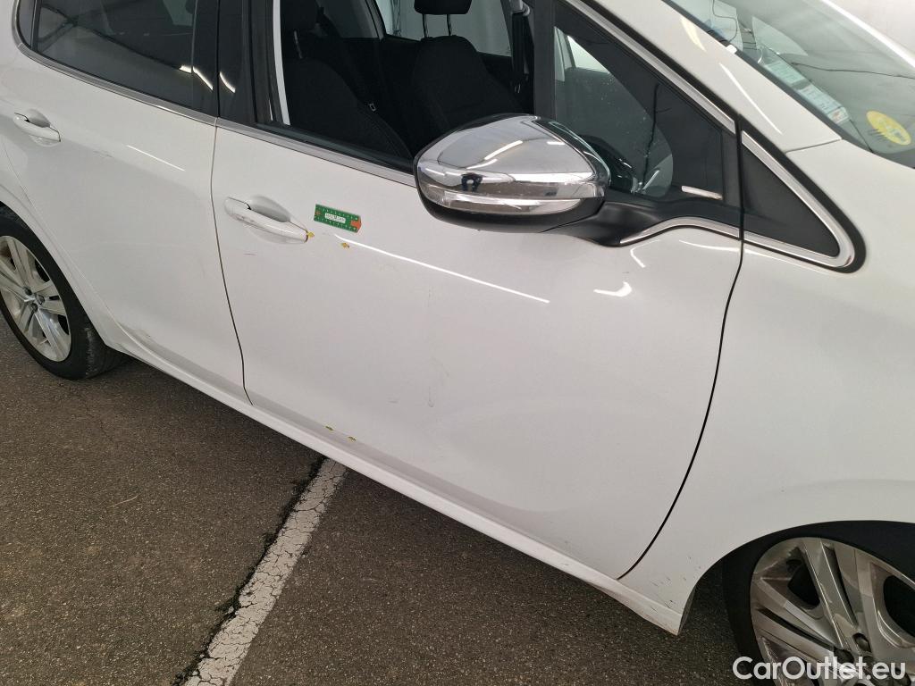  Peugeot  208 PEUGEOT  / 2015 / 5P / Berline &BLUEHDI 100 €6.c S&S ALLURE BUSINESS #6