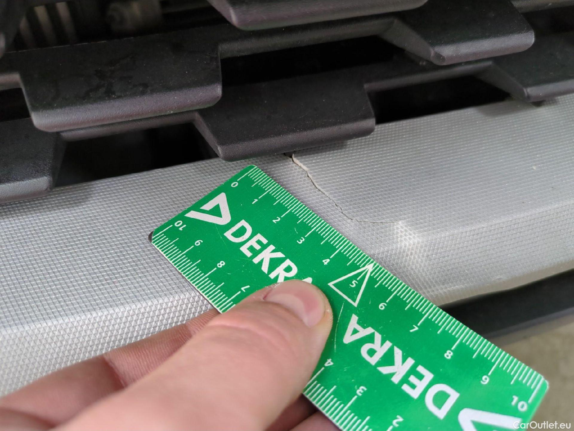  Opel  Crossland  X Business Elegance 1.2 Turbo 110CV BVM6 E6d #15