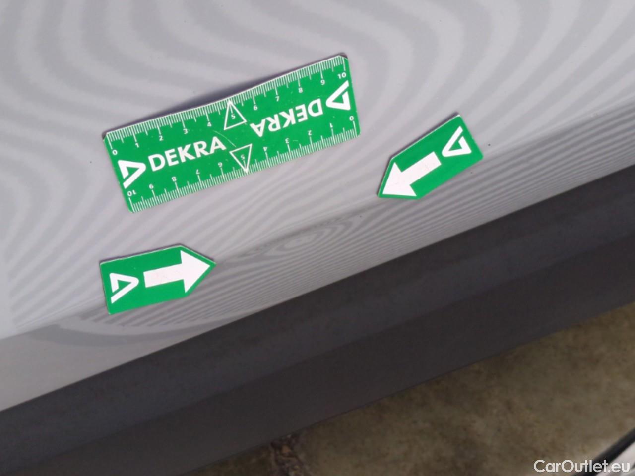  Opel  Crossland  X Business Elegance 1.2 Turbo 110CV BVM6 E6d #27