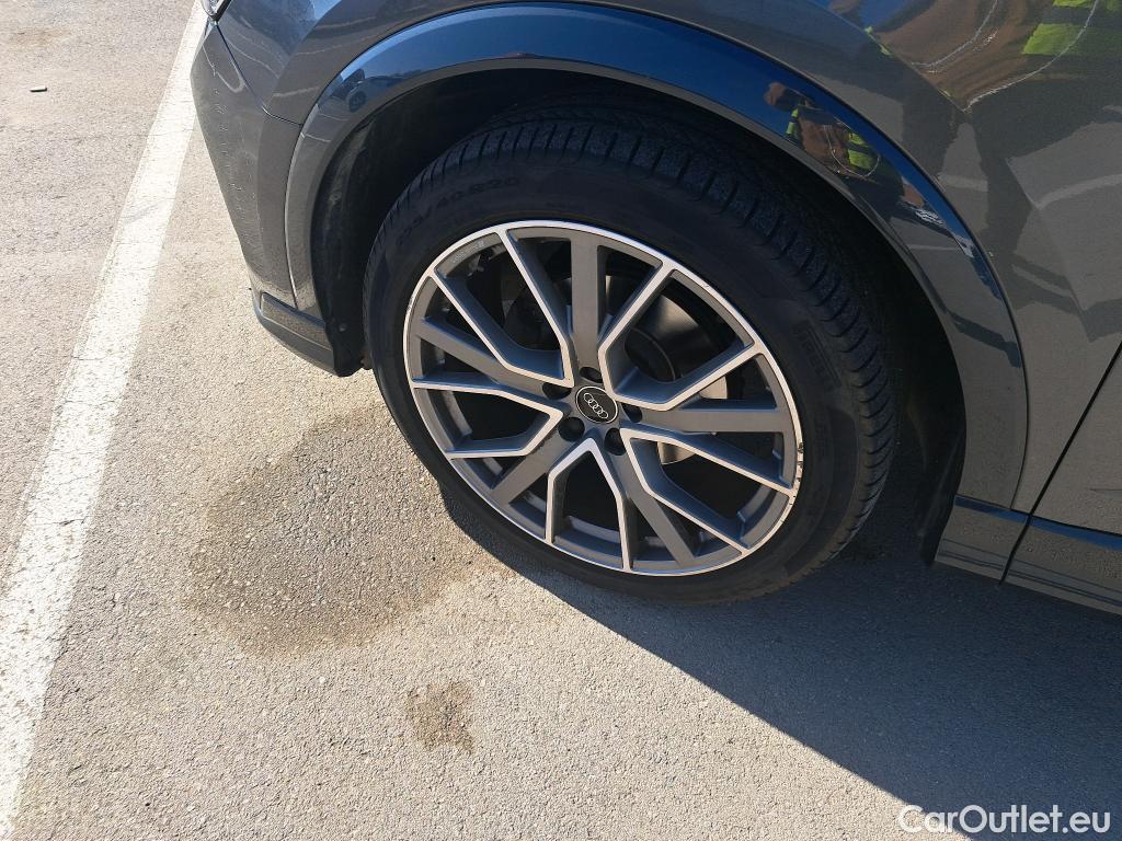  Audi  Q3  Sportback 35 TFSI Black line Black Edition 1.5 TFSI 150CV AT7 E6d #1
