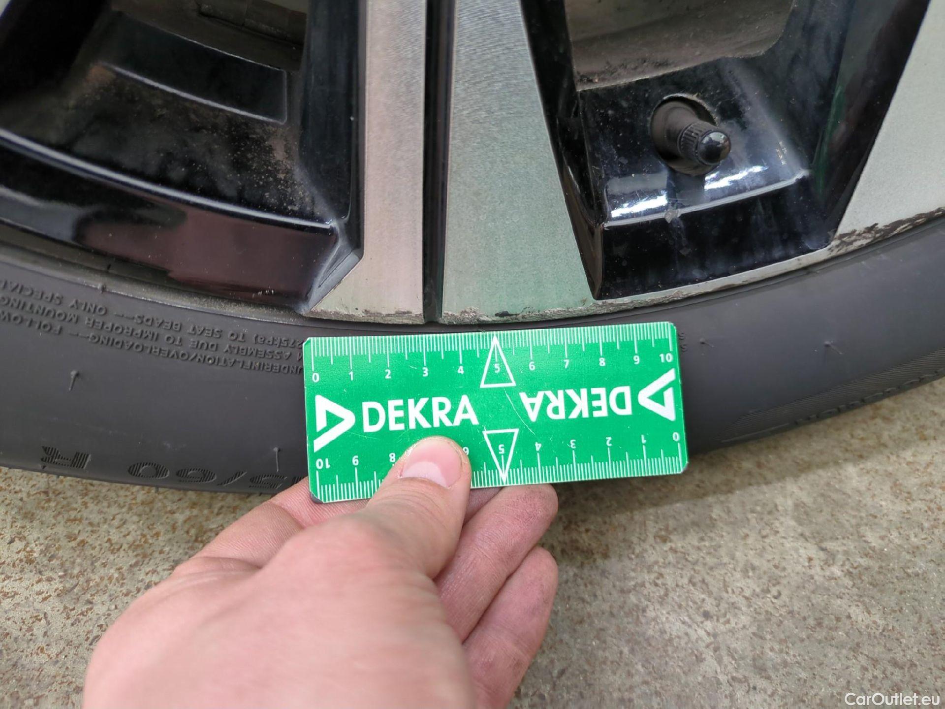  Renault  Captur  II Techno 1.6 E-TECH Hybrid 145CV BVA6 E6d #3