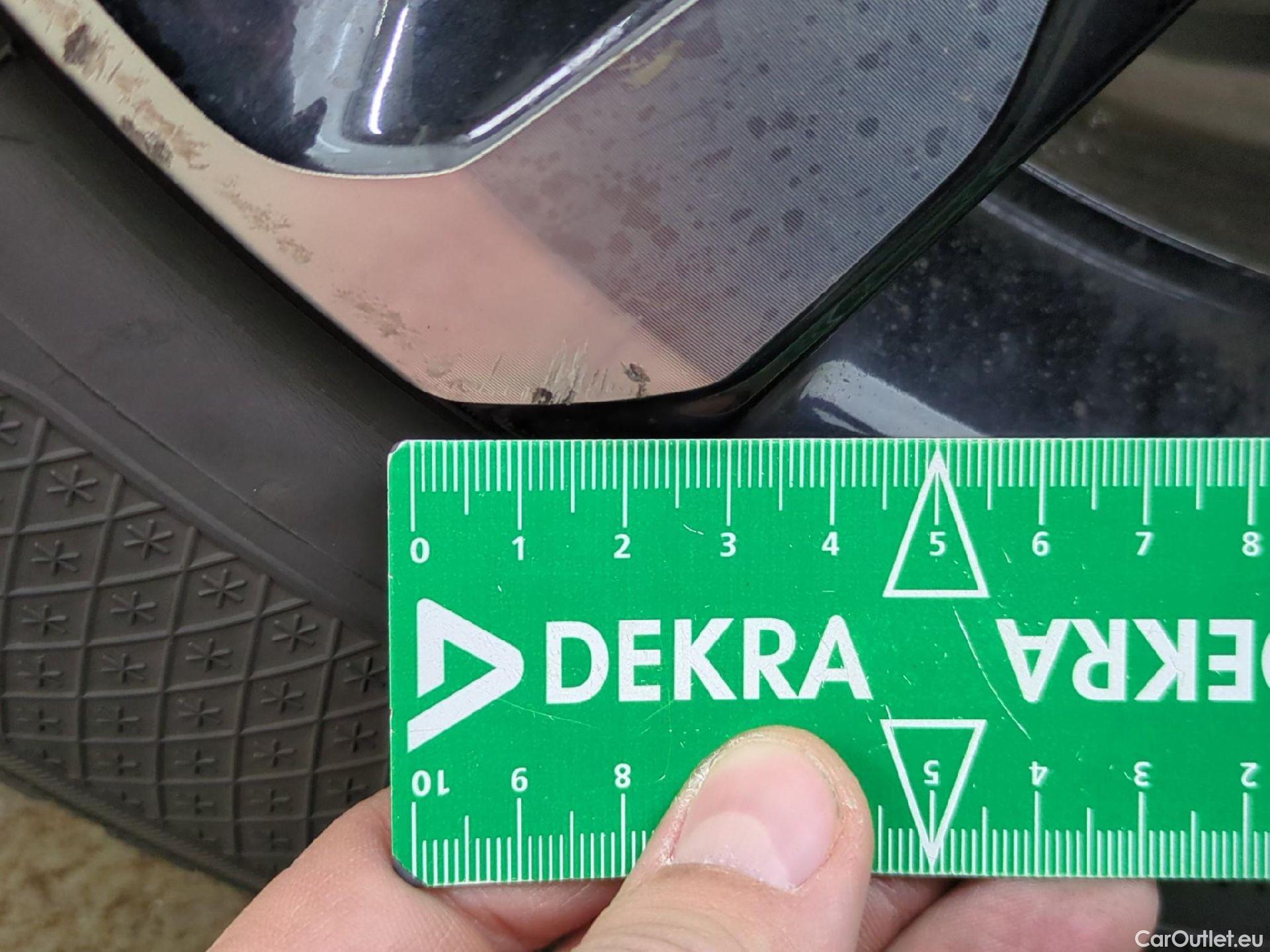  Opel  Crossland  X Business Elegance 1.2 Turbo 110CV BVM6 E6d #9