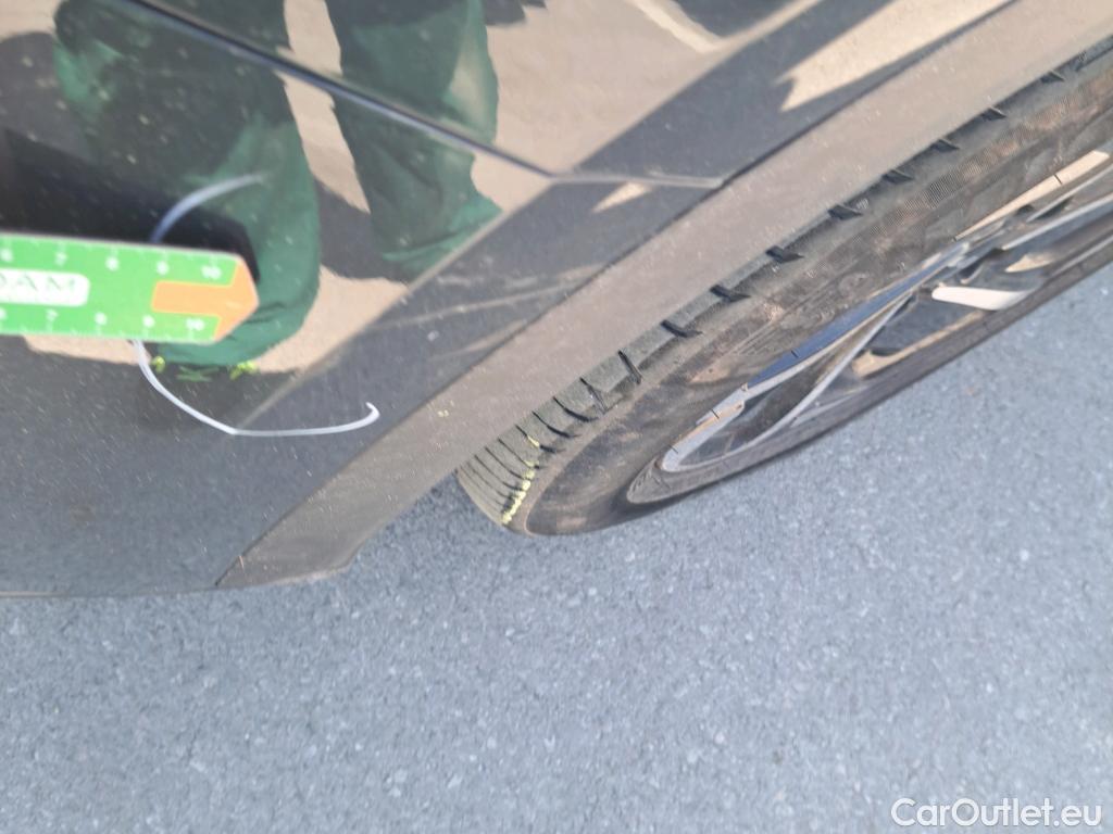  KIA  Sportage KIA  / 2022 / 5P / todoterreno 1.6 T-GDi MHEV 118kW (160CV) Drive 17