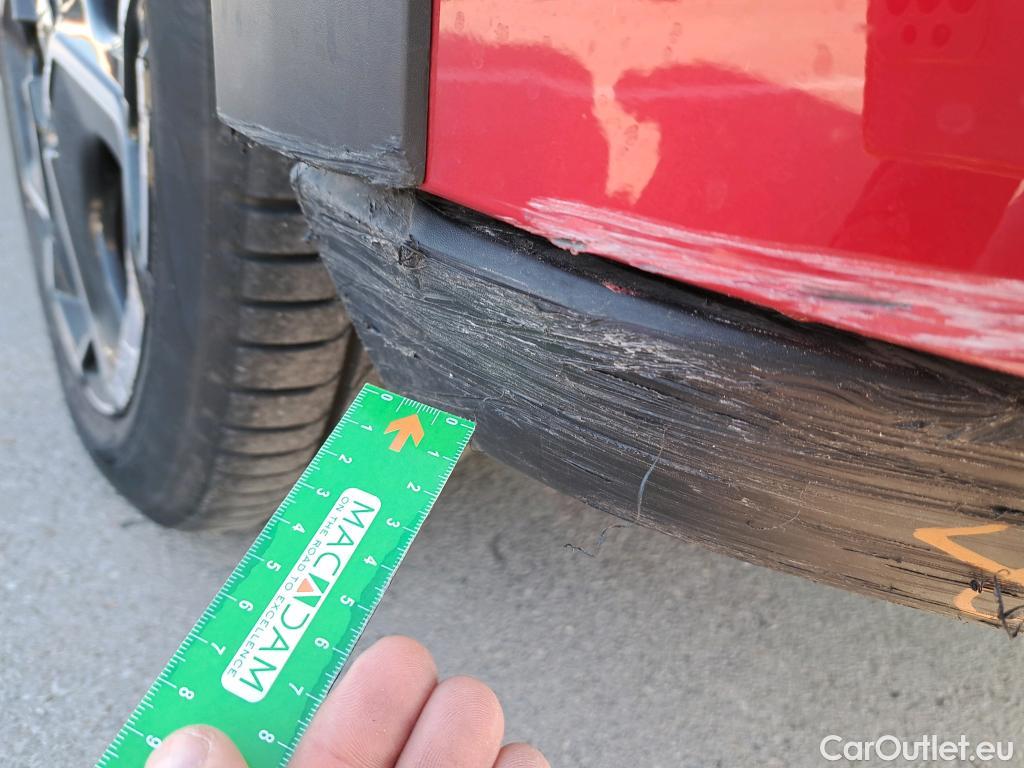  Citroen  C3 CITROEN  / 2020 / 5P / berlina con portón Turbo 100 Max #4