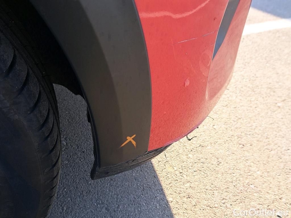  Citroen  C3 CITROEN  / 2020 / 5P / berlina con portón Turbo 100 Max #20