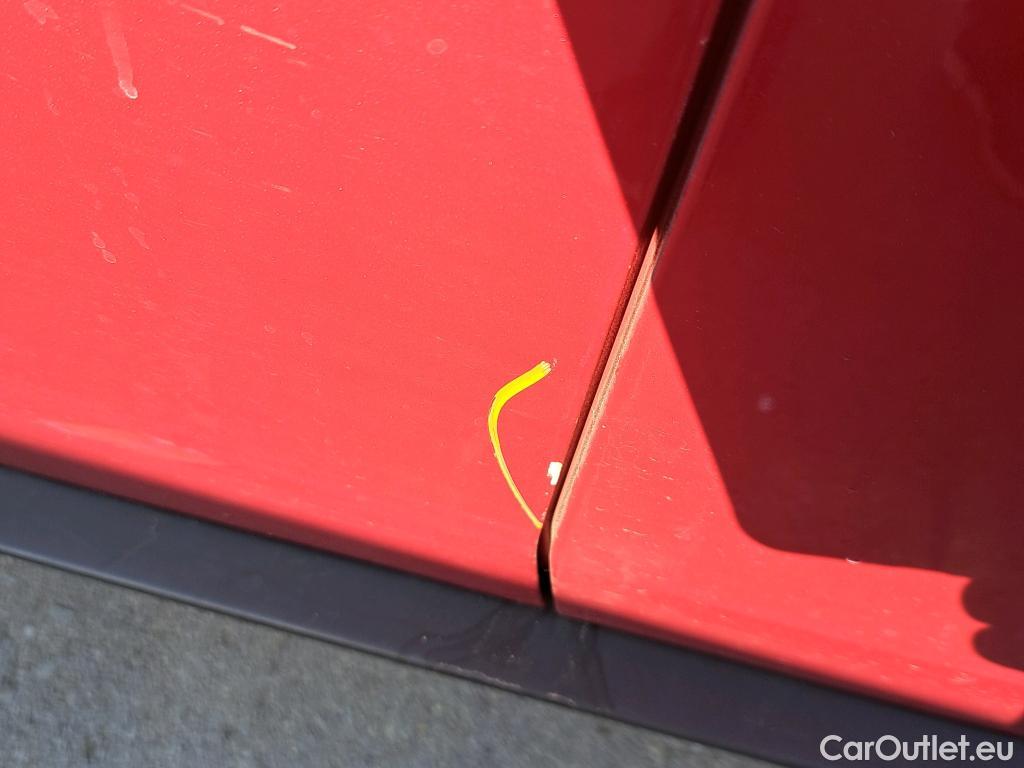  Citroen  C3 CITROEN  / 2020 / 5P / berlina con portón Turbo 100 Max #31