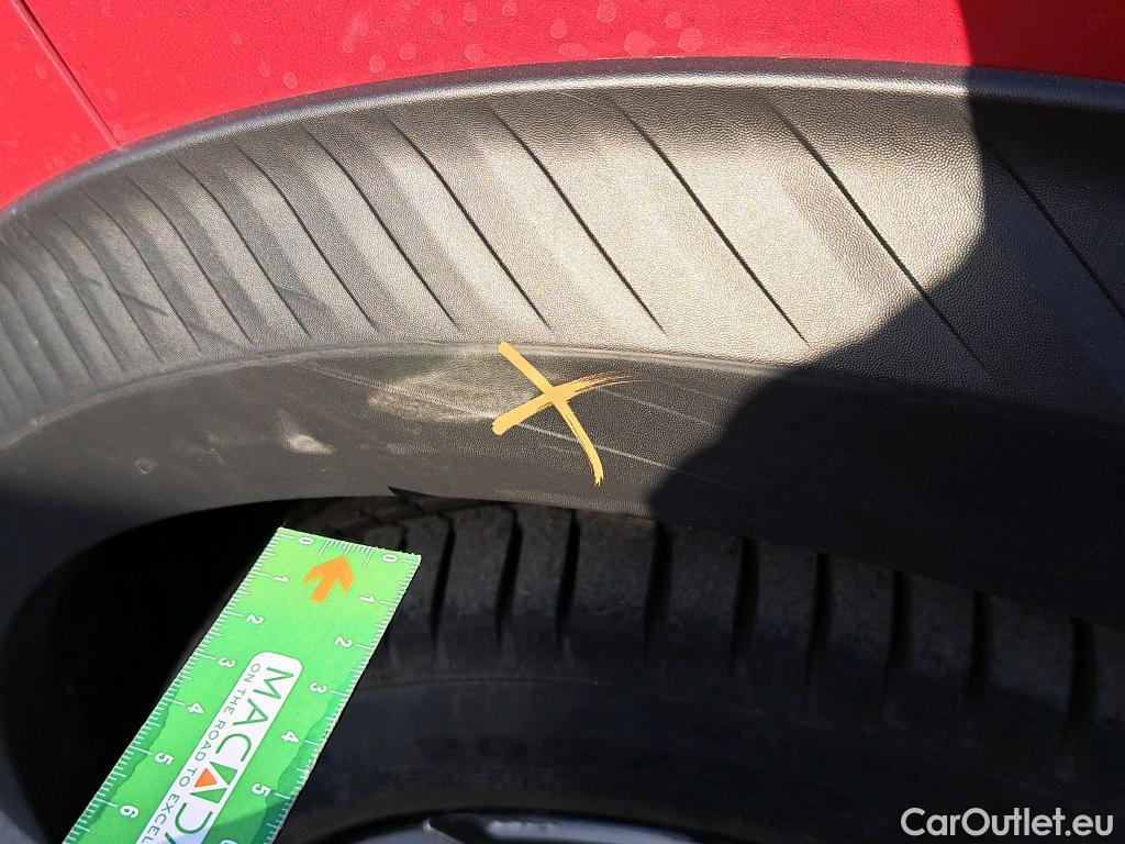  Citroen  C3 CITROEN  / 2020 / 5P / berlina con portón Turbo 100 Max #25