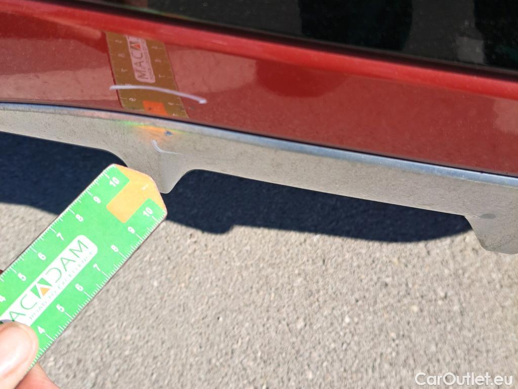  KIA  Sportage KIA  / 2022 / 5P / todoterreno 1.6 T-GDi HEV 171kW (230CV) GT-line 4X2 #37