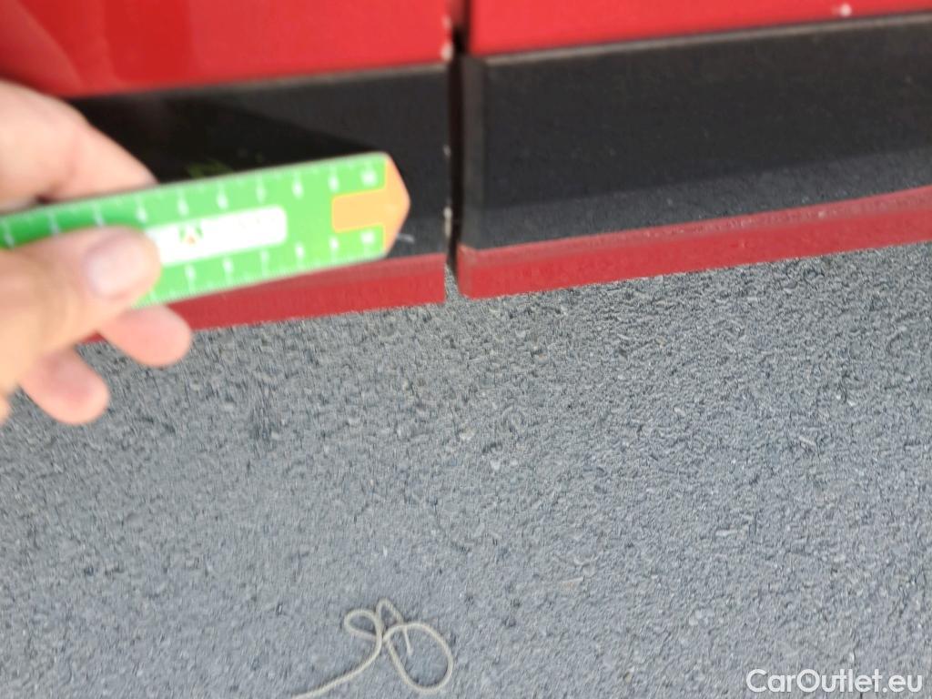  KIA  Sportage KIA  / 2022 / 5P / todoterreno 1.6 T-GDi HEV 171kW (230CV) GT-line 4X2 #35