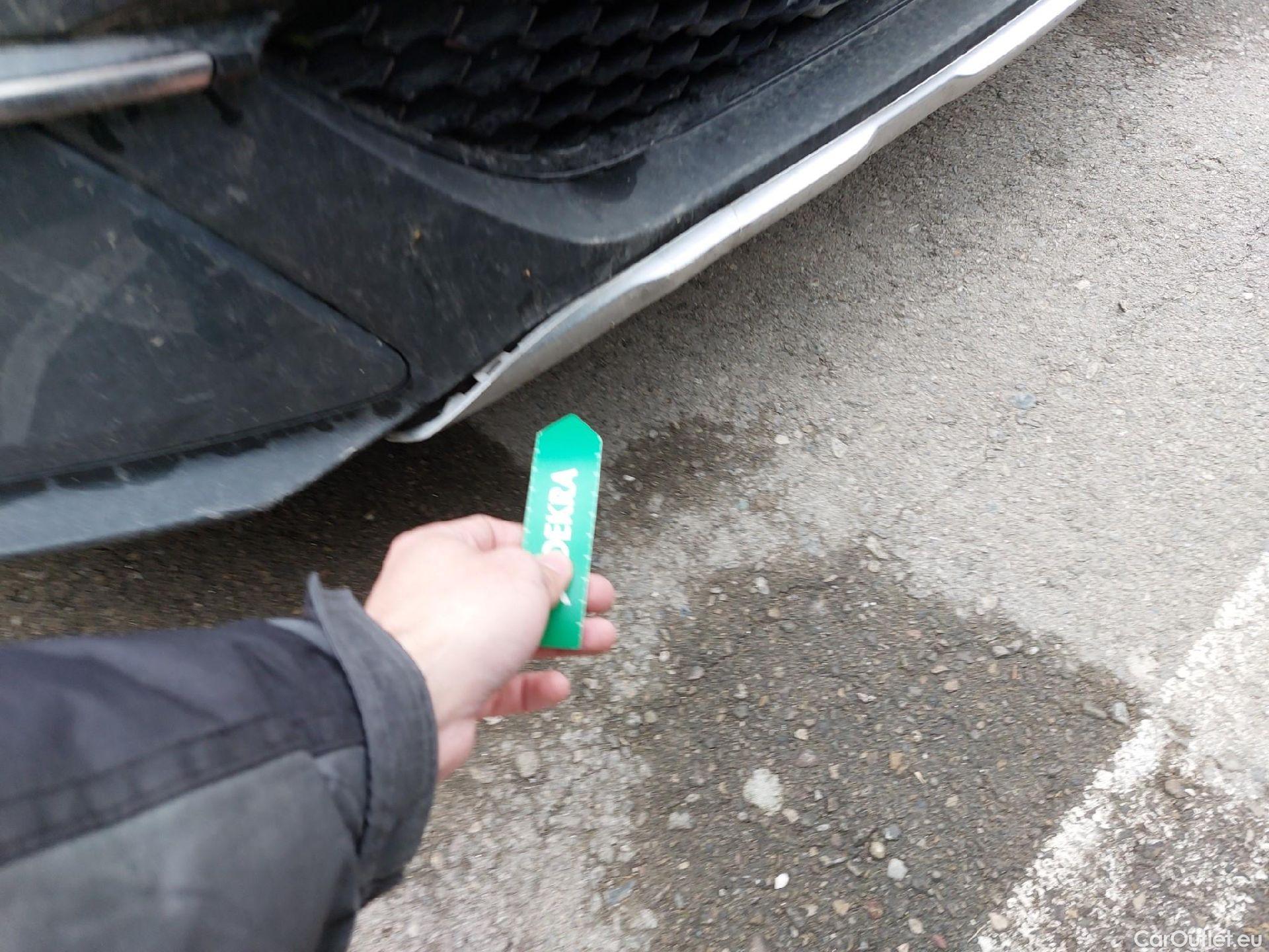  KIA  XCeed KIA  1.6 GDi PHEV 104kW (141CV) eDrive (AC) #6