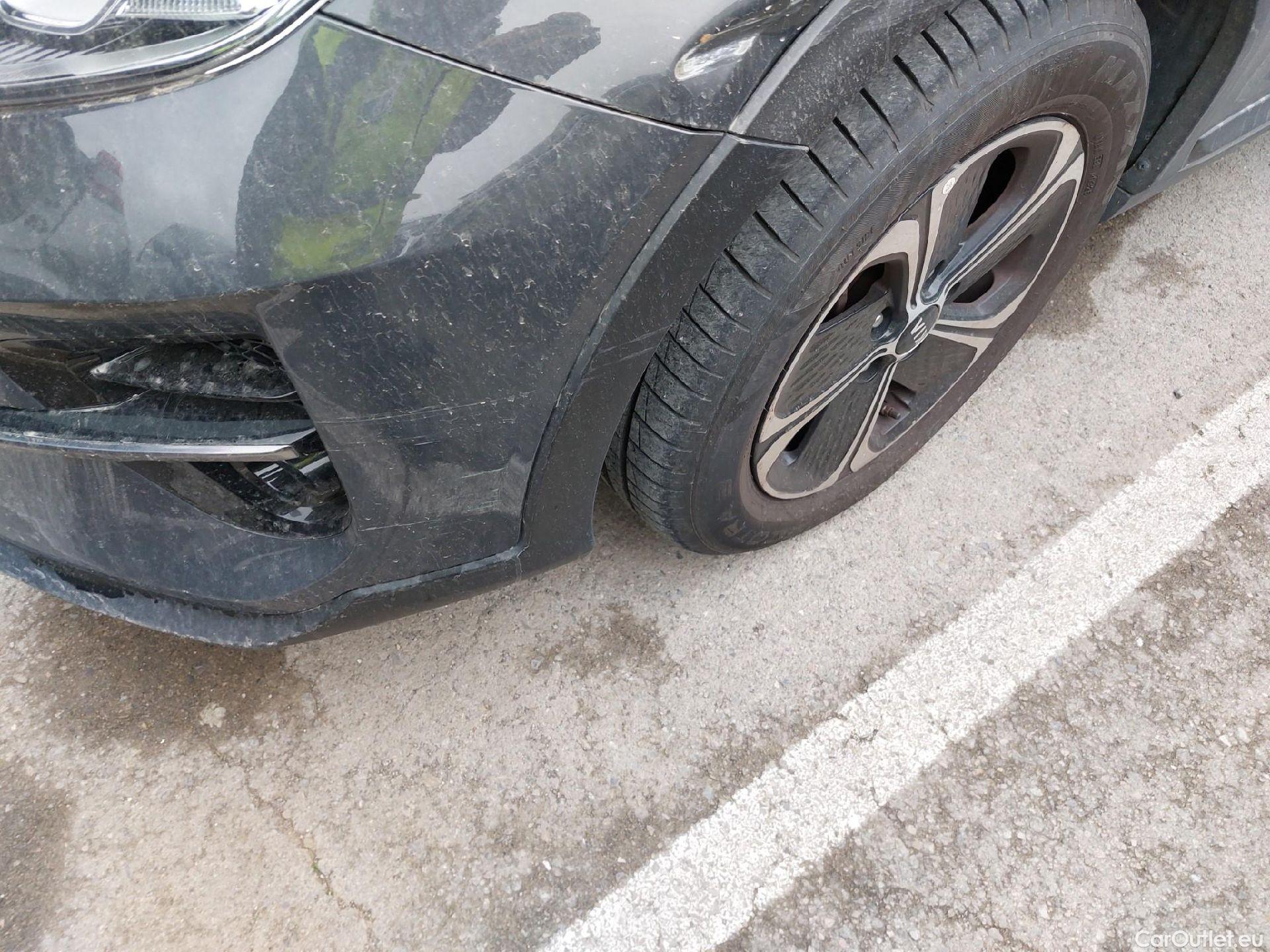  KIA  XCeed KIA  1.6 GDi PHEV 104kW (141CV) eDrive (AC) #8