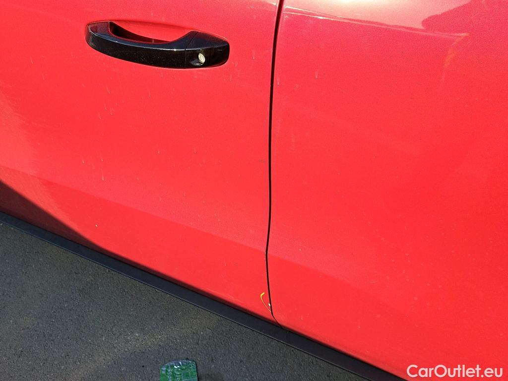  Citroen  C3 CITROEN  / 2020 / 5P / berlina con portón Turbo 100 Max #30