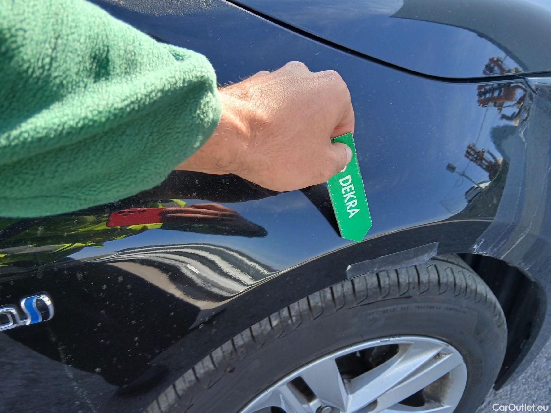  Toyota  Corolla TOYOTA  1.8 125H ACTIVE TECH E-CVT #26