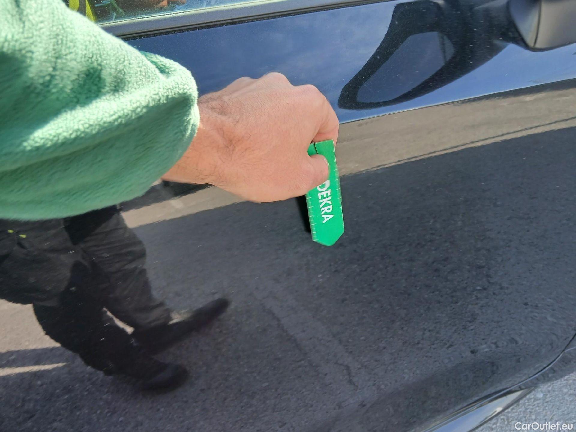  Toyota  Corolla TOYOTA  1.8 125H ACTIVE TECH E-CVT #23