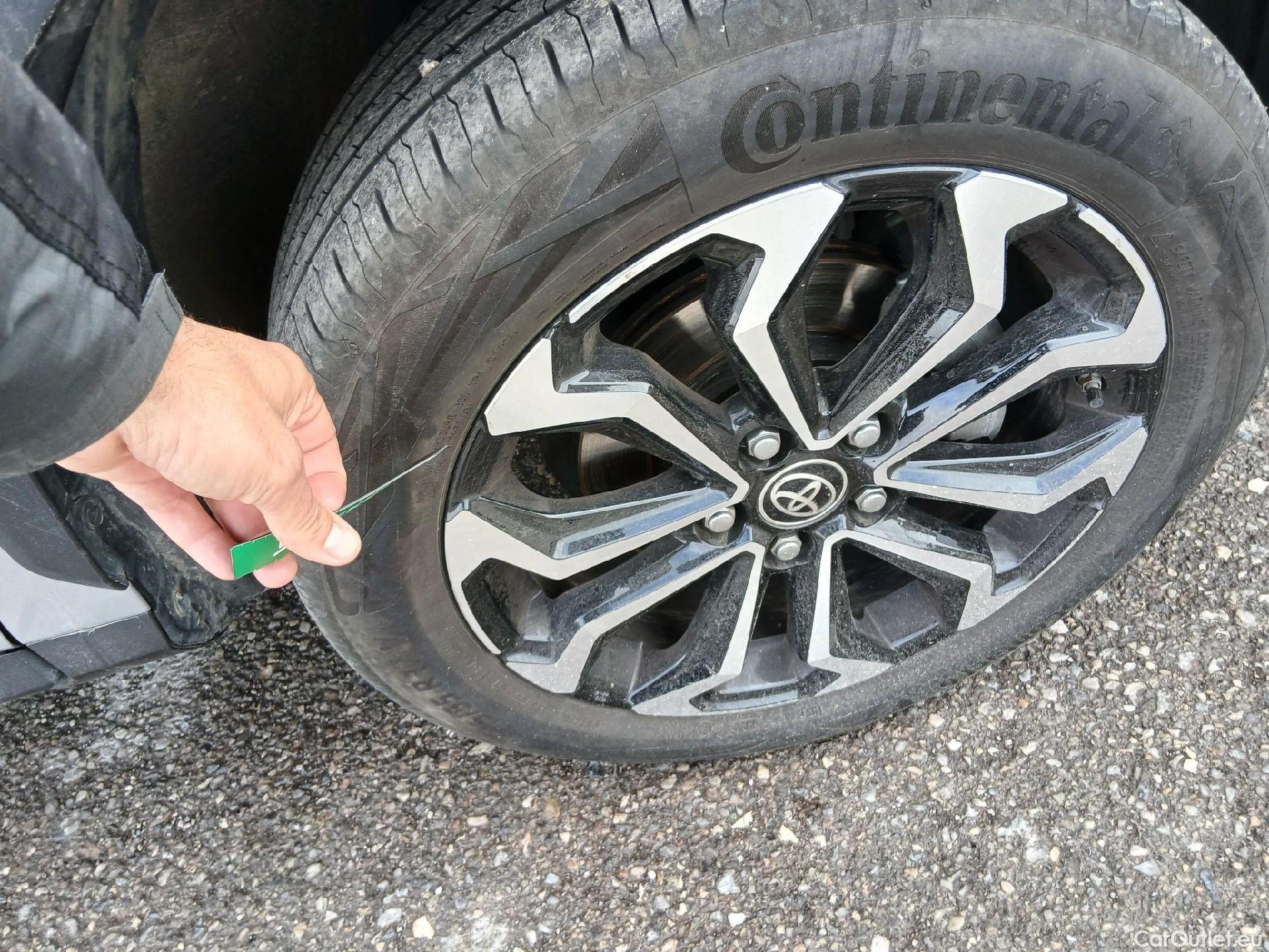  Toyota  Yaris Cross TOYOTA  / 2021 / 5P / todoterreno 1.5 120H Active Tech #9