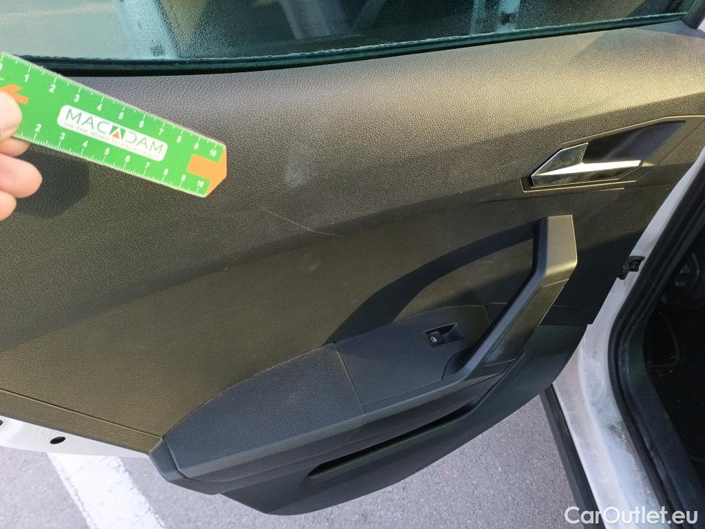  Seat  Arona SEAT  / 2017 / 5P / todoterreno 1.0 TSI 81kW (110CV) Style Plus (AC) #5